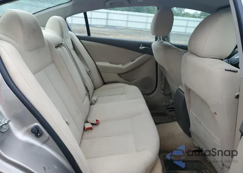 2012 Nissan Altima Base z USA, uszkodzony, nr VIN 1N4AL2AP1CN560030